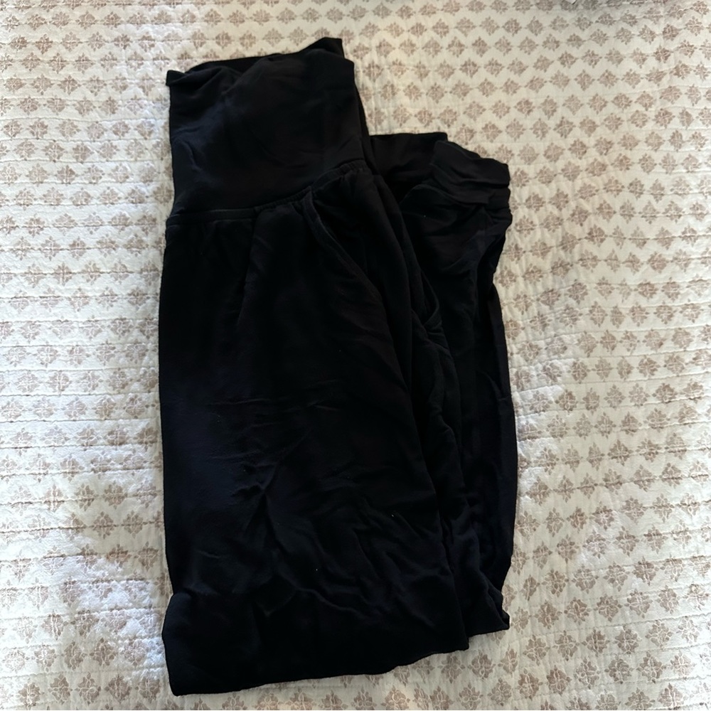 Stitch Fix Market and Spruce Maternity Joggers